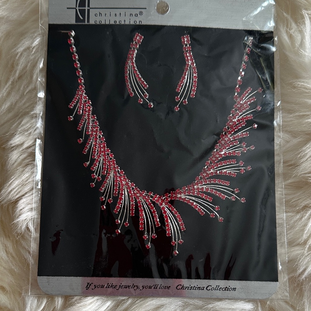 Red and Silver Necklace Set